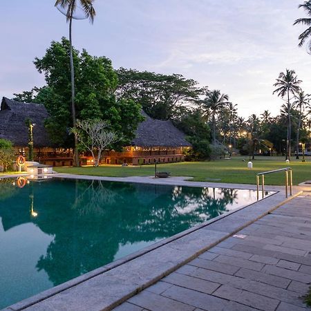 Marari Beach Resort Alleppey - A Cgh Earth Experience Mararikulam Esterno foto