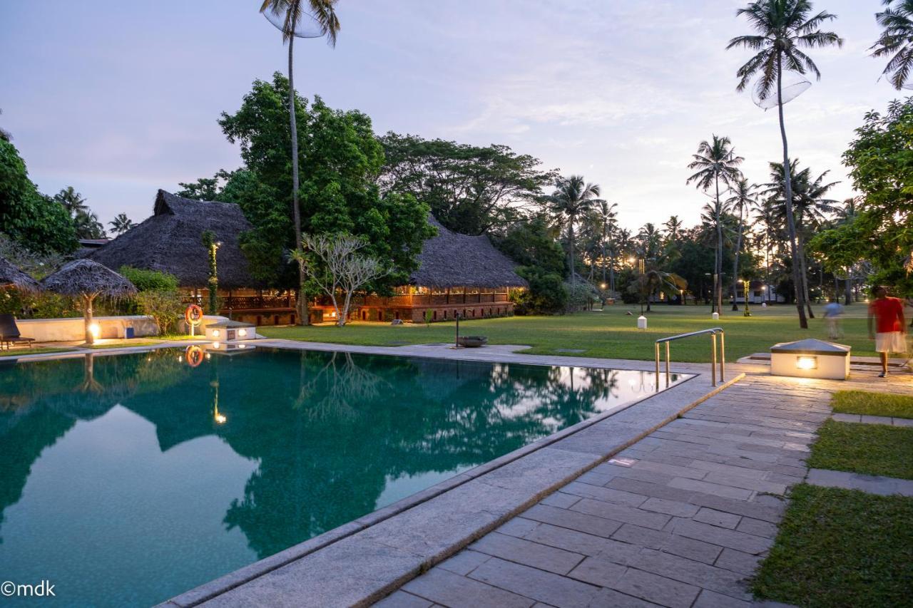 Marari Beach Resort Alleppey - A Cgh Earth Experience Mararikulam Esterno foto