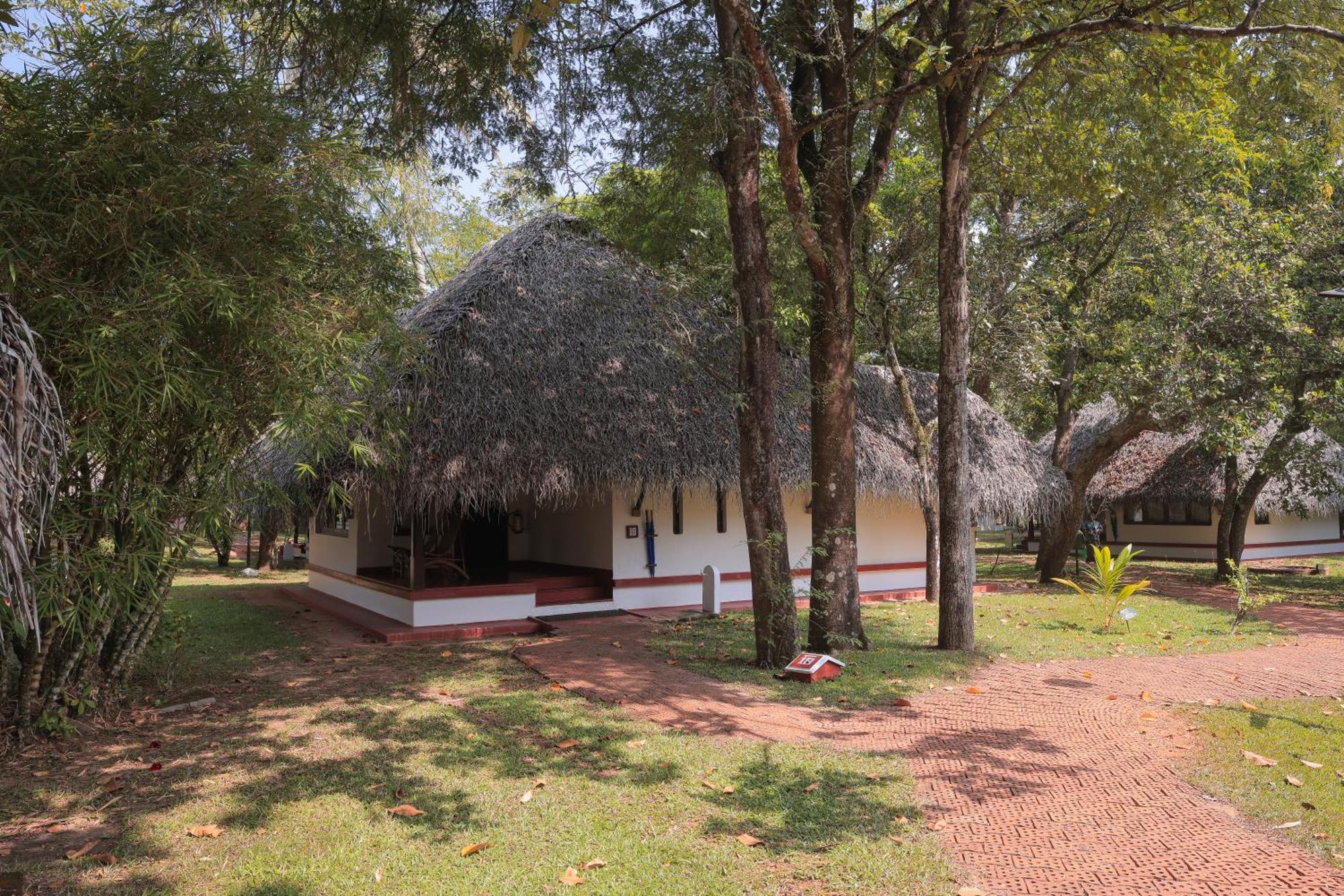 Marari Beach Resort Alleppey - A Cgh Earth Experience Mararikulam Esterno foto