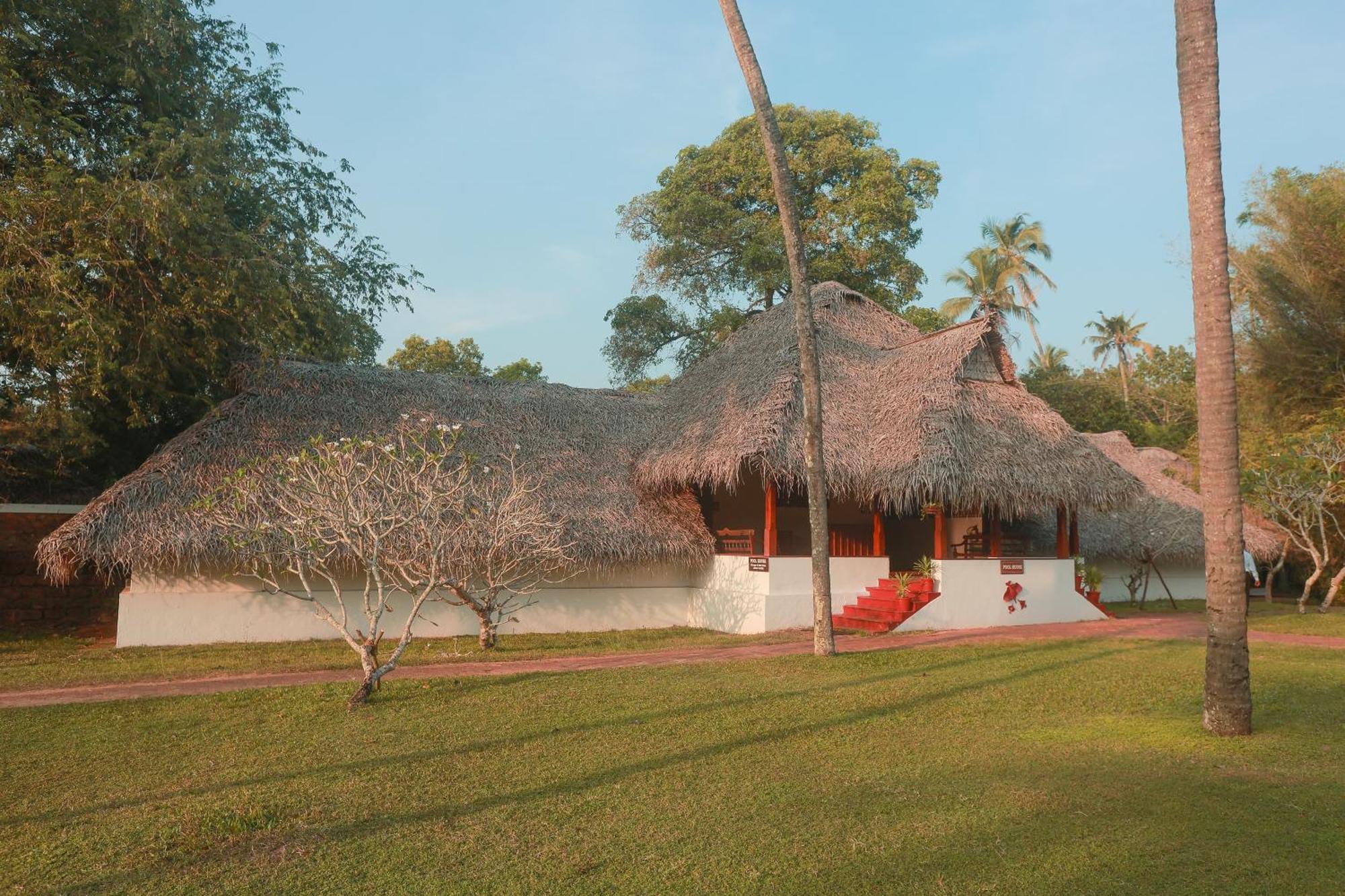 Marari Beach Resort Alleppey - A Cgh Earth Experience Mararikulam Esterno foto
